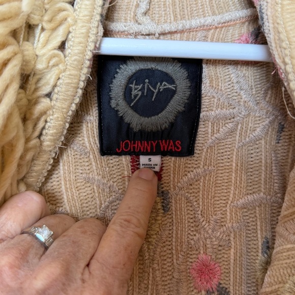 JOHNNY WAS BIYA Cardigan Sweater Duster Hoodie Buttermilk Yellow Embroidered S - Picture 7 of 8